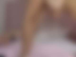 Linoshka's Live Sex Cam Show