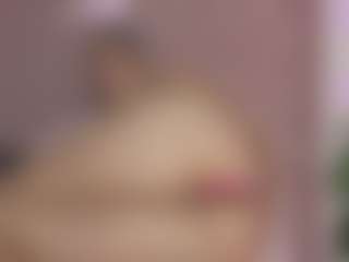 Linoshka's Live Sex Cam Show