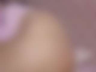 Linoshka's Live Sex Cam Show