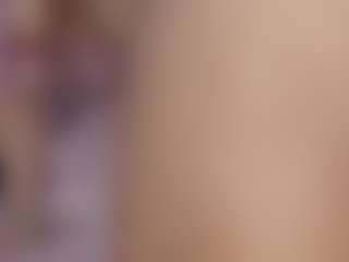 Linoshka's Live Sex Cam Show