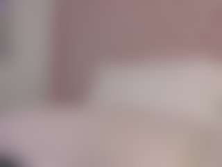 Live cam show with Linoshka - Lovense on Cam Slut