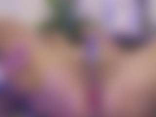 Linoshka's Live Sex Cam Show