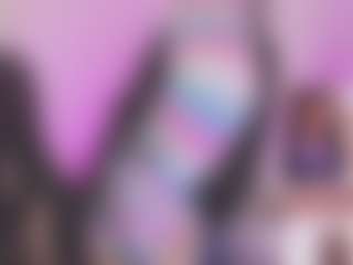 Live cam show with Linoshka - Petite on Camsoda