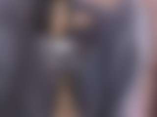 Live cam show with Linoshka - Nipple Piercings on Porn Luv