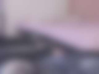 Live cam show with Linoshka - Nipple Piercings on sexytreat.net