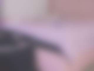 Live cam show with Linoshka - Double Penetration on live18s.com