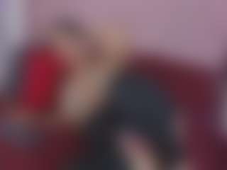 Live cam show with Linoshka - Average on Camsoda
