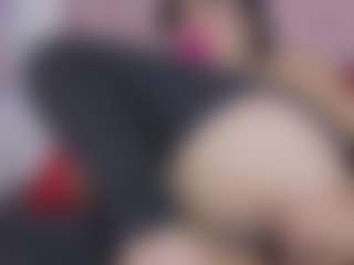 Live cam show with Linoshka - Roleplay on Camsoda