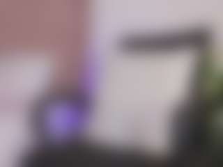 Live cam show with Linoshka - Average on Dare Cams