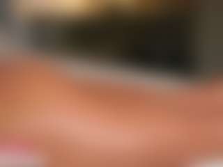 Live cam show with KatyeRave - Shaved Pussy on Nude Live Now