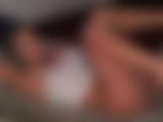 Live cam show with KatyeRave - Big Ass Teen (18+) on livesuperchat.net