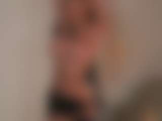 KatyeRave's Live Sex Cam Show
