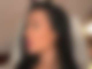 Live cam show with KatyeRave - Wet on Camsoda