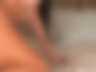 Live cam show with KatyeRave - Oil on Camsoda