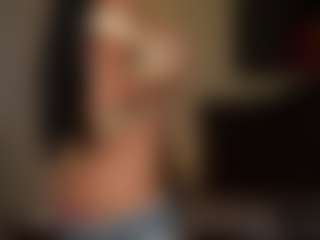 Live cam show with KatyeRave - Dildo on Dare Cams