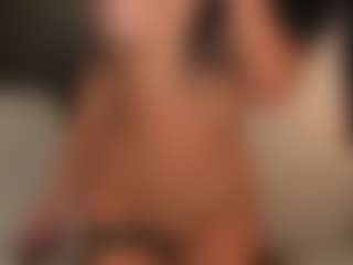 Live cam show with KatyeRave - Petite Young Adult on CamwithHer