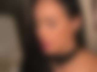 Live cam show with KatyeRave - Lush Teen (18+) on Dolls Live