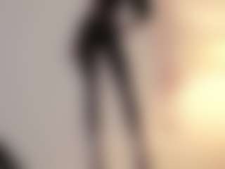 Live cam show with KatyeRave - Fingering on StripNow