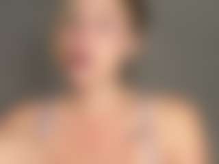 Live cam show with Savanna - Landingstrip on testsause.com