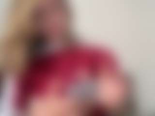 Savanna's Live Sex Cam Show