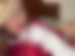 Savanna's Live Sex Cam Show