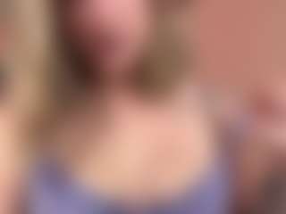 Savanna's Live Sex Cam Show