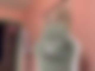 Savanna's Live Sex Cam Show