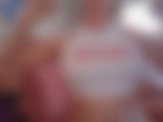 Live cam show with Lodestar - Big Tits MILF on AdultVida.com