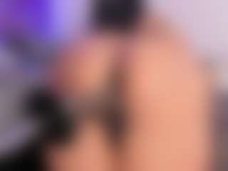 Live cam show with Inndra - Indian on Hubzter Live | colombia