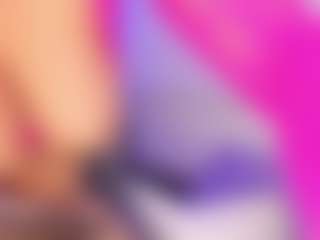 Live cam show with Inndra - Curvy on SpunkLive