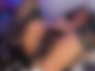 Live cam show with Inndra - Public Ebony on Fit Hotties
