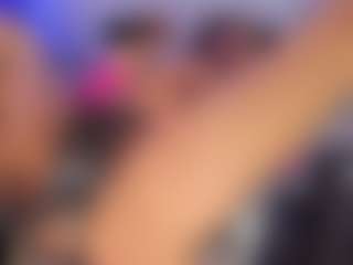 Live cam show with Inndra - Black HD on Camsoda