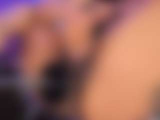 Live cam show with Inndra - Ebony Shaved Pussy on SpunkLive