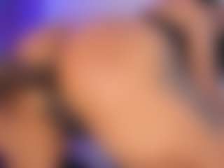 Live cam show with Inndra - Average on fapnchat