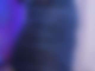 Live cam show with Inndra - Ebony on CamwithHer | colombia