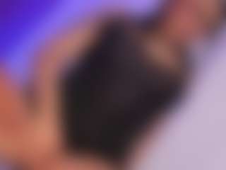 Live cam show with Inndra - Public Black on Cam Slut