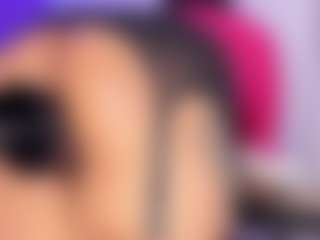 Live cam show with Inndra - Big Ass on sexylive.show