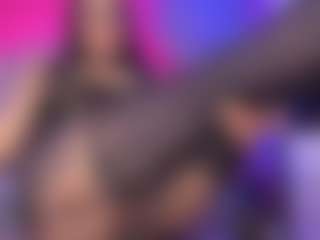 Live cam show with Inndra - Bedroom on Camsoda Late Night