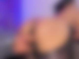 Live cam show with Inndra - Public Black on Camsoda | colombia