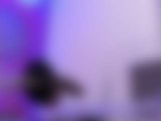 Live cam show with Inndra - Ebony Shaved Pussy on liverealitysex.com