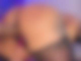 Live cam show with Inndra - Ebony Shaved Pussy on Dare Cams