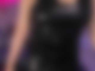 Live cam show with Inndra - Public Curvy on Camsoda