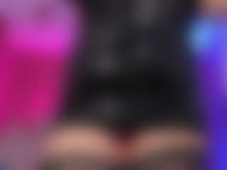 Live cam show with Inndra - Public Black on Camsoda