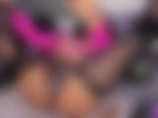 Live cam show with Inndra - Ebony Anal on CamClone