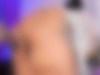Live cam show with Inndra - Bedroom Latina on Camsoda | colombia