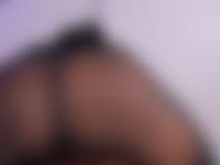 Live cam show with Inndra - Indian BBW on Soda Cam | colombia