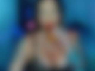 Live cam show with Cokeyspeed - Athletic MILF on livesuperchat.net