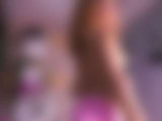 Live cam show with Hanna Chris - Body Massage on milfzrlive.com