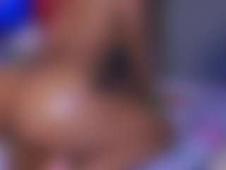 Live cam show with Hanna Chris - Amateur Brown Hair on TastyBlacksLive