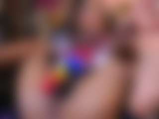 Live cam show with Hanna Chris - Body Massage on Camsoda